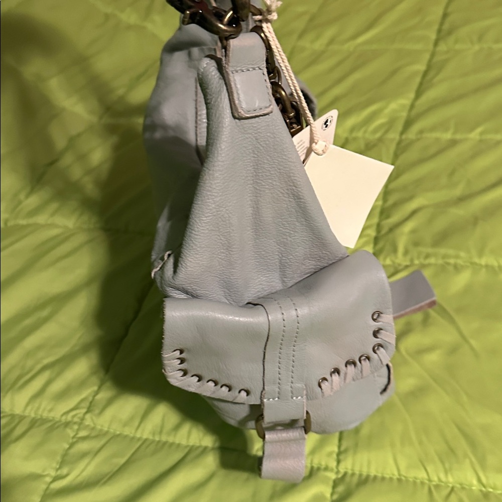 Free People We The Free Leigh Distressed bag aqua haze NWT +brass lock key chain - Picture 4 of 13